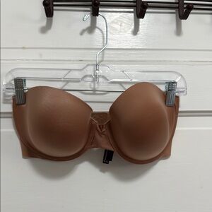 Victoria Secret Seamless Tan Strapless Bra